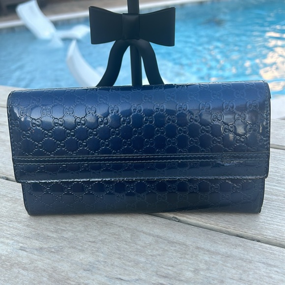 GUCCI WALLET AUTHENTIC - Picture 2 of 6